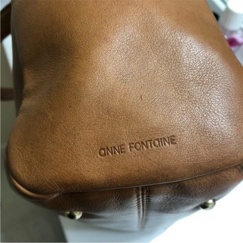 Anne Fontaine Signature Embossed Flower Leather Tote shoulder Bag.